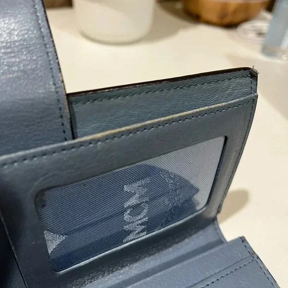 MCM Long Bifold Wallet - Picture 13 of 16